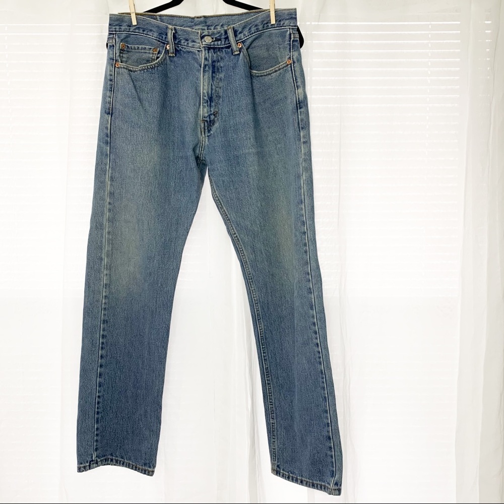 Men’s Levi 505 size 33 / 32